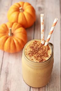 Creamy Pumpkin Spice Smoothie