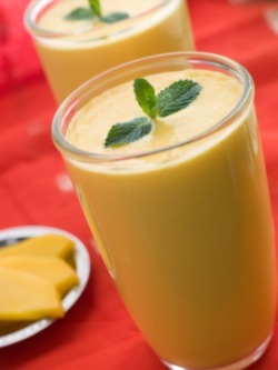 Matcha Mango Smoothie